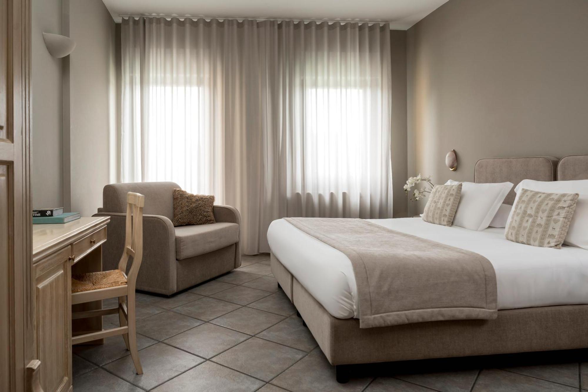 Hotel Don Luis Castel Di Sangro Exteriör bild