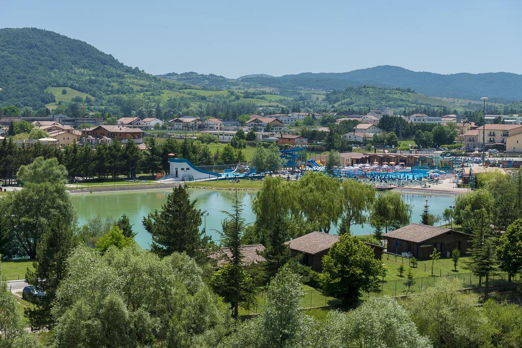 Hotel Don Luis Castel Di Sangro Exteriör bild