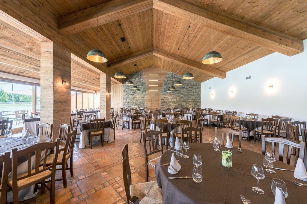 Hotel Don Luis Castel Di Sangro Exteriör bild